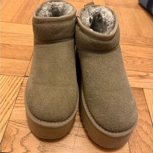 Project Cloud Platform Ankle Boots